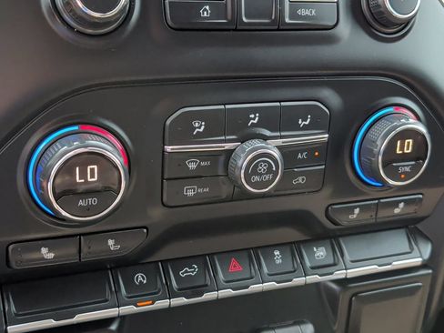 Used 2019 Chevrolet Silverado 1500 RST w/ All-Star Edition AWD/4WD image 23