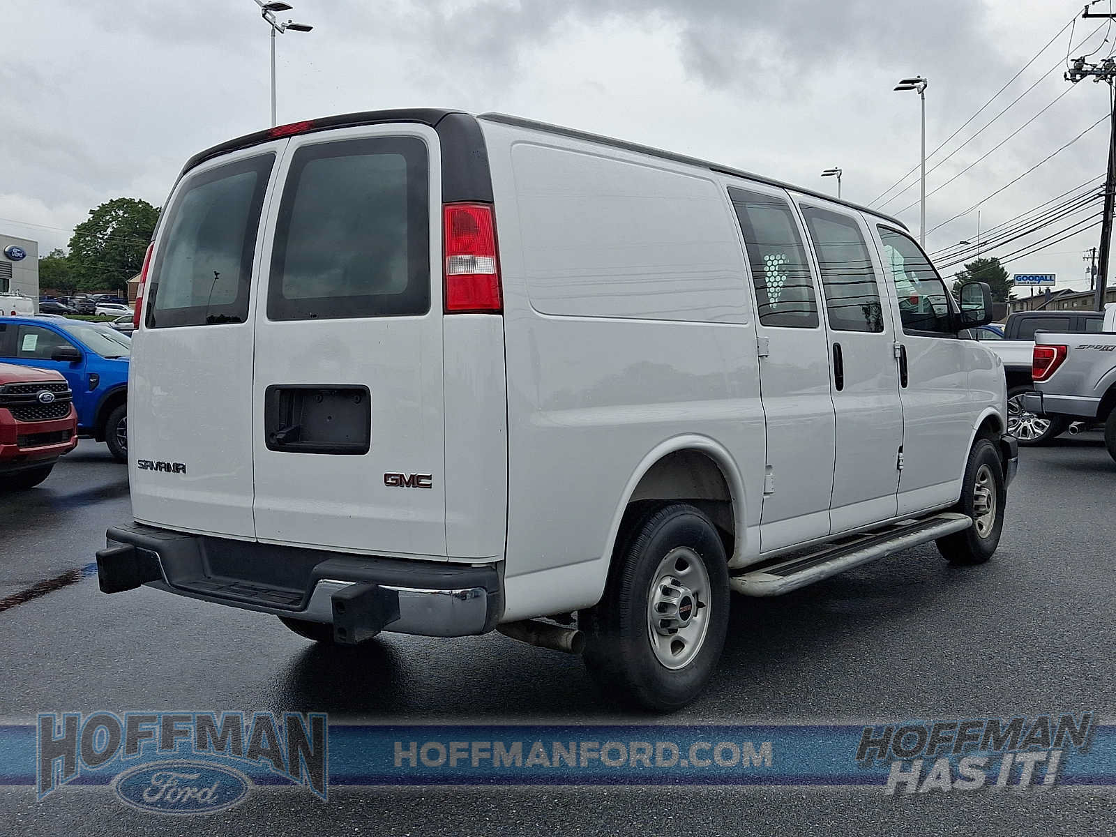 Used 2025 GMC Savana 2500 w/ Driver Convenience Package RWD image 6