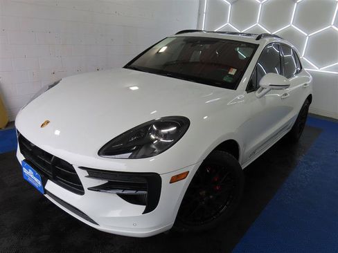 Used 2021 Porsche Macan GTS AWD/4WD image 4