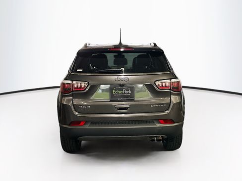 Used 2019 Jeep Compass Limited AWD/4WD image 7