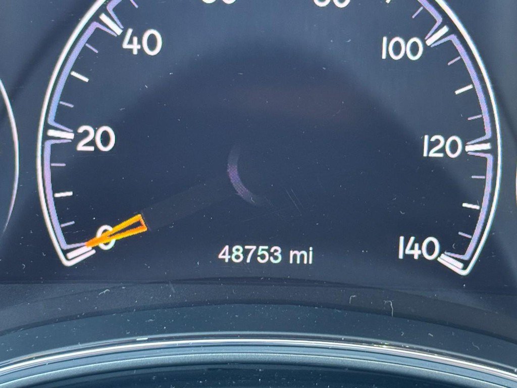 Used 2019 Jeep Grand Cherokee Altitude AWD/4WD image 18