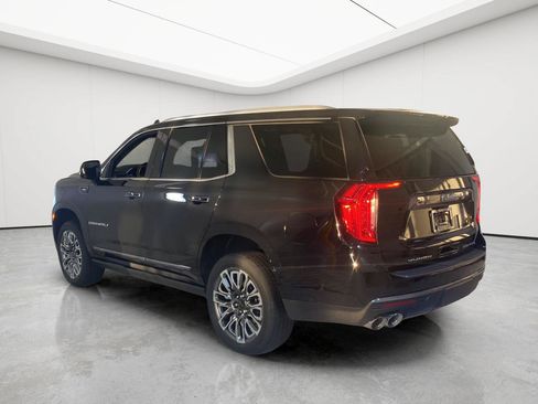 Used 2023 GMC Yukon Denali Ultimate AWD/4WD image 4