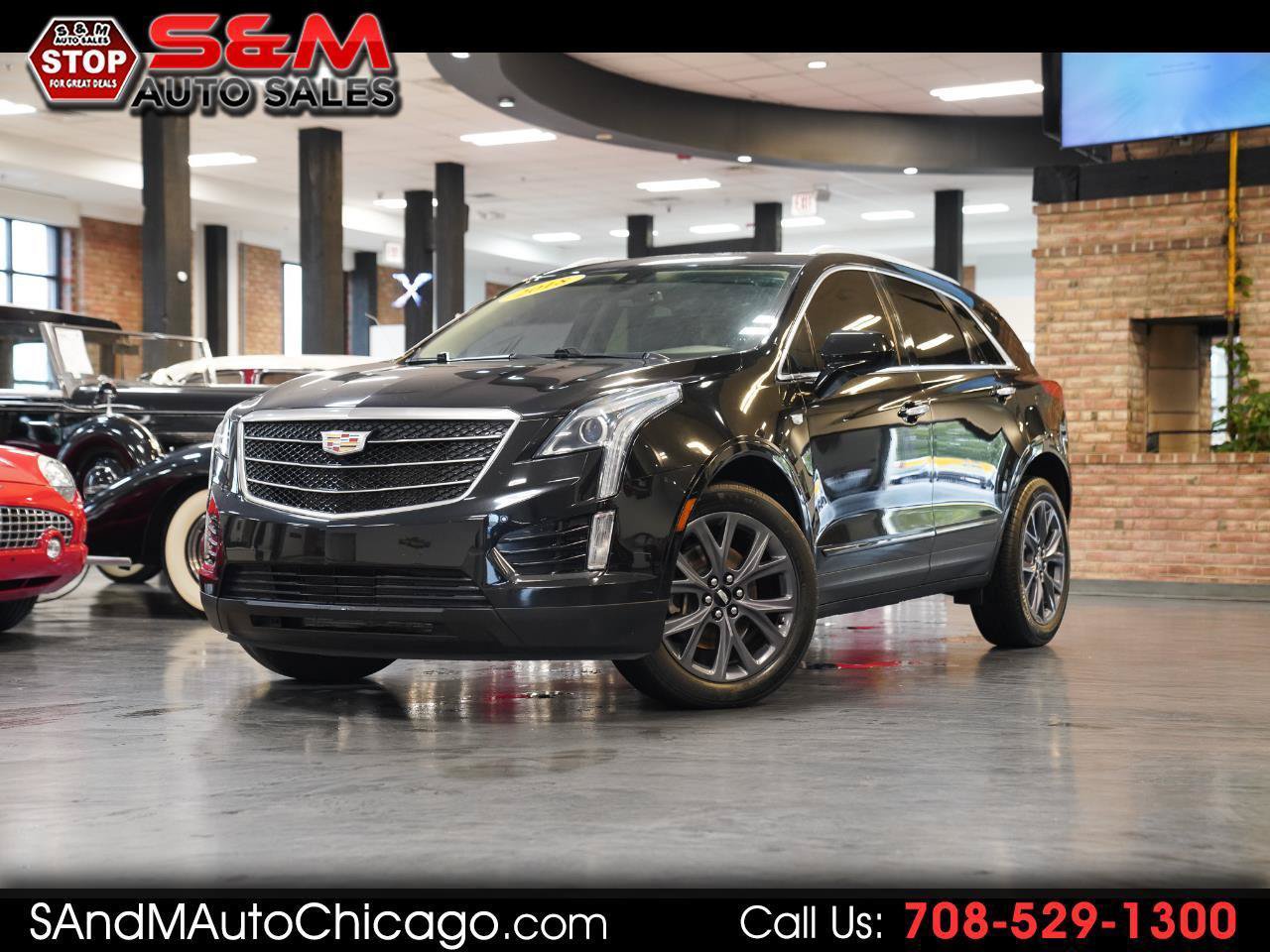 Used 2018 Cadillac XT5 Luxury w/ LPO, Black Ice Package FWD image 1