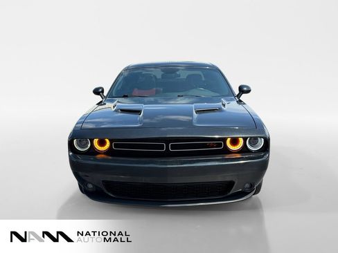 Used 2015 Dodge Challenger R/T Plus RWD image 8