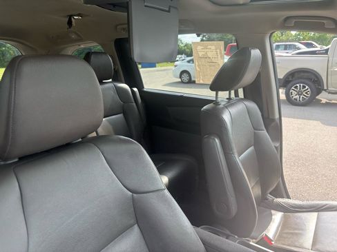Used 2016 Honda Odyssey EX-L image 41