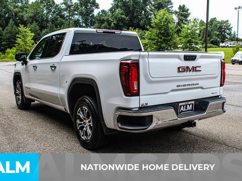 Used 2025 GMC Sierra 1500 SLT RWD image 4