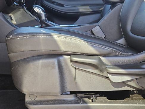 Used 2024 Buick Encore GX Sport Touring image 30