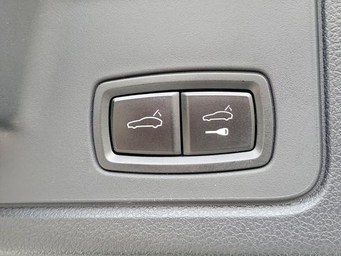 Used 2015 Porsche Panamera GTS AWD/4WD image 9