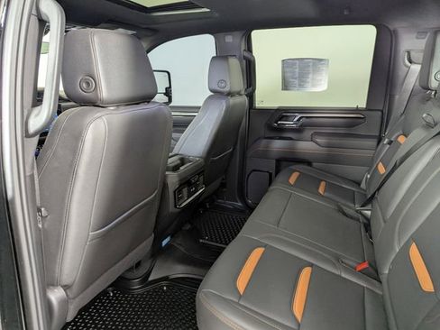 Used 2025 GMC Sierra 2500 AT4 w/ Technology Package image 23