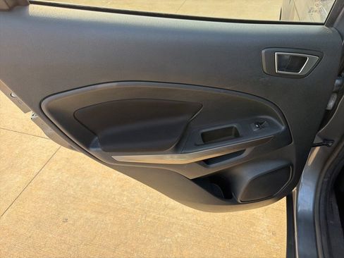 Used 2019 Ford EcoSport SE FWD image 15