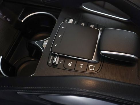 Used 2025 Mercedes-Benz GLE 350 4MATIC w/ AMG Line Exterior image 49