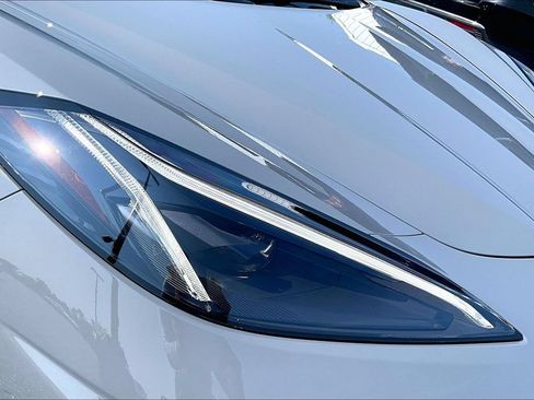 Used 2025 Chevrolet Corvette Stingray Preferred Conv w/ Z51 Performance Package RWD image 29