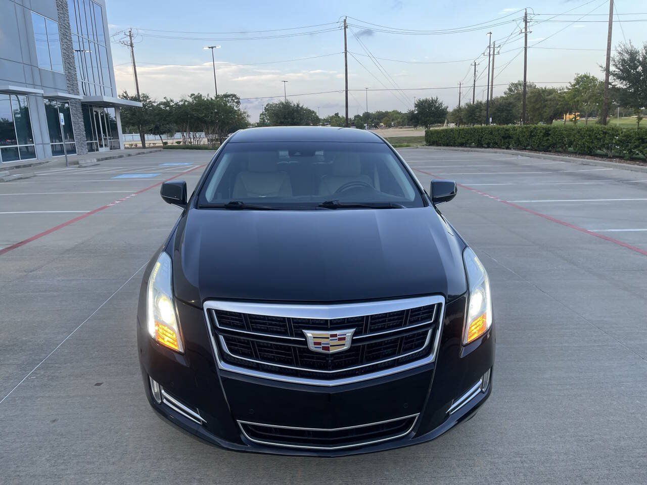 Used 2016 Cadillac XTS Luxury w/ Driver Awareness Package FWD image 2