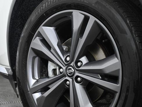 Used 2022 Nissan Murano Platinum w/ Cargo Package image 37