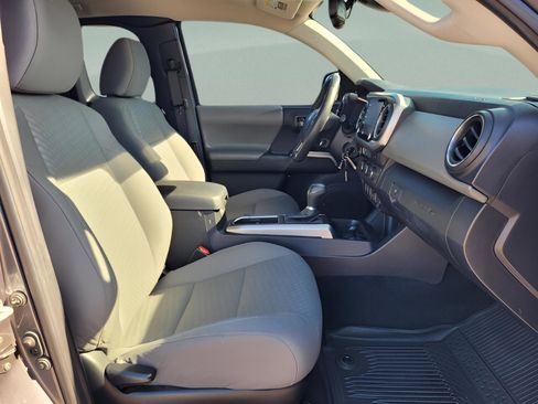 Used 2021 Toyota Tacoma SR5 image 14