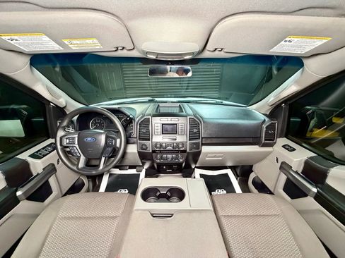 Used 2018 Ford F150 XLT image 21