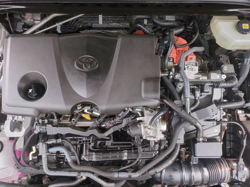 Used 2025 Toyota Camry SE FWD image 22