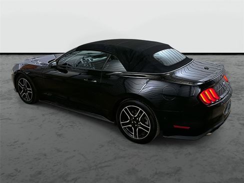 Used 2020 Ford Mustang Premium image 2