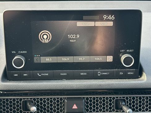 Used 2023 Honda Civic Sport image 19