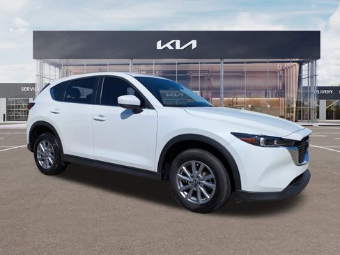 Used 2023 MAZDA CX-5 AWD 2.5 S image 2