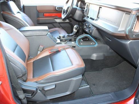 Used 2022 Ford Bronco Outer Banks image 15