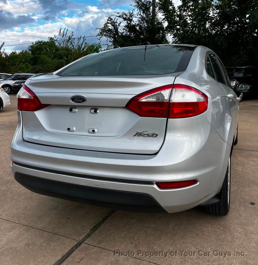 Used 2016 Ford Fiesta S FWD image 4