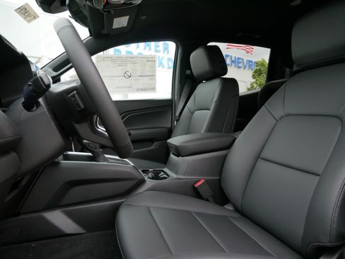 New 2026 Chevrolet Colorado Trail Boss AWD/4WD image 4