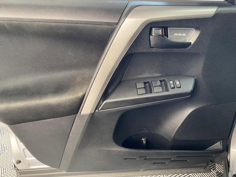 Used 2017 Toyota RAV4 LE w/ All Weather Liner Package image 18