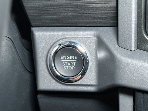 New 2026 Ford F150 XLT w/ Equipment Group 302A MID AWD/4WD image 24