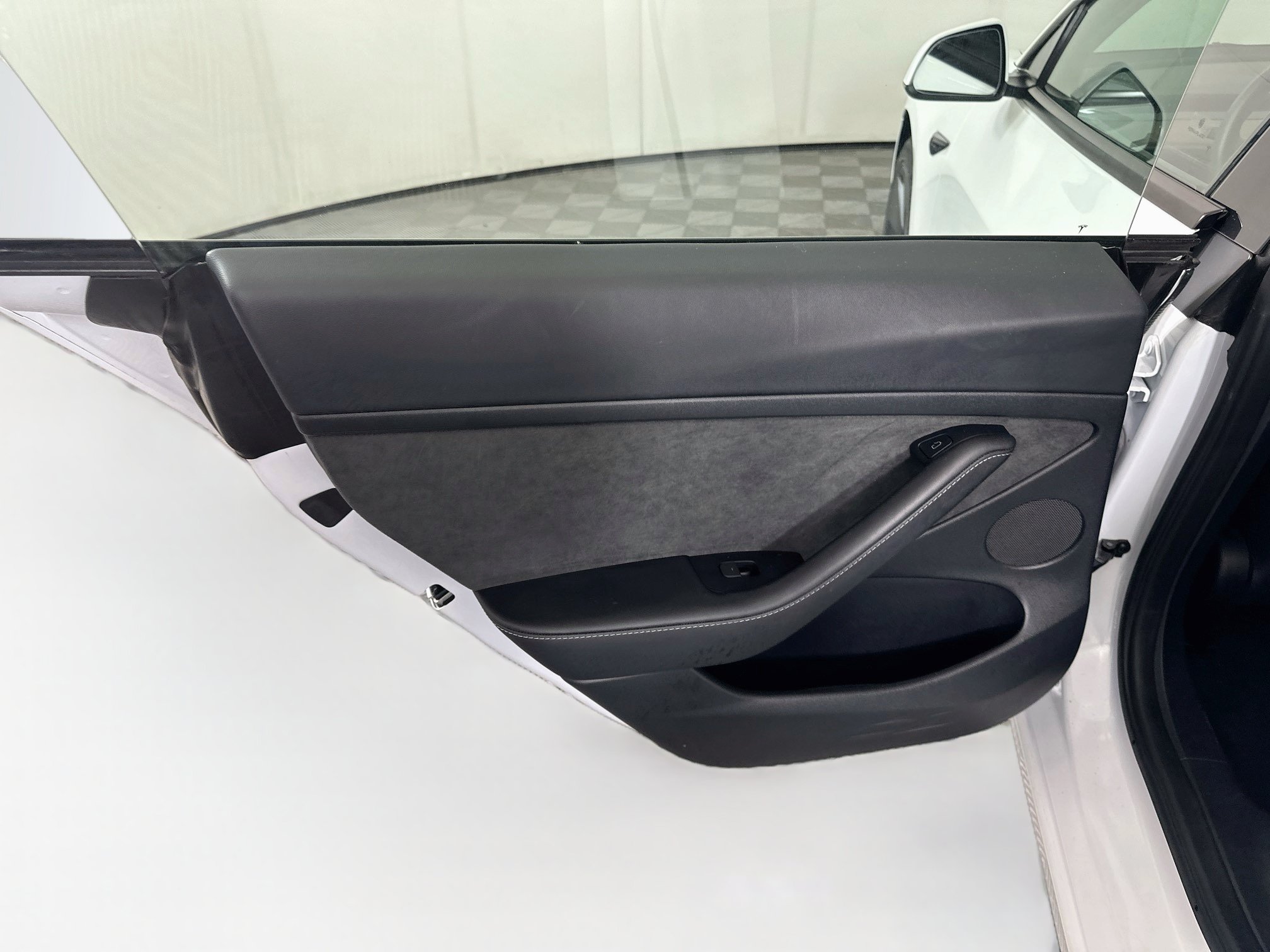 Used 2023 Tesla Model 3 Standard Range RWD image 26