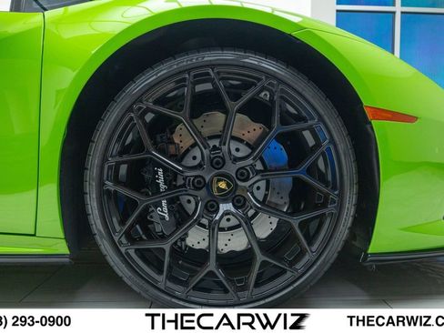 Used 2021 Lamborghini Huracan EVO RWD image 36