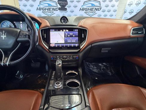 Used 2022 Maserati Ghibli Modena Q4 image 36