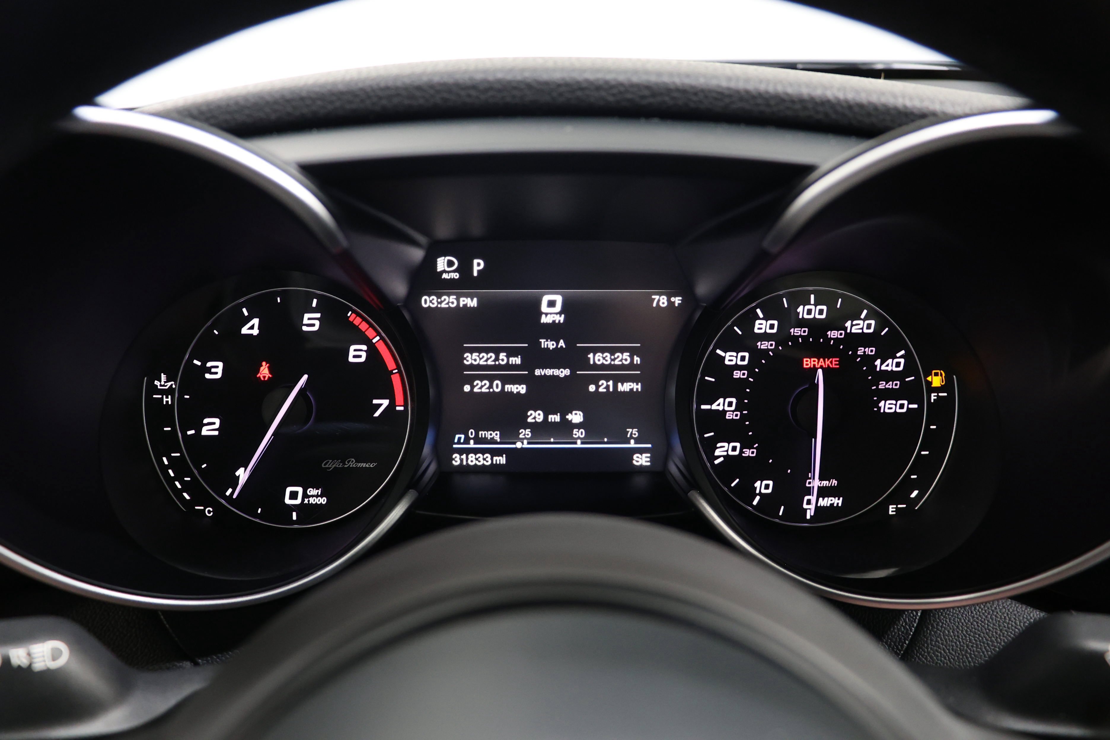 Certified 2023 Alfa Romeo Giulia Veloce AWD/4WD image 22
