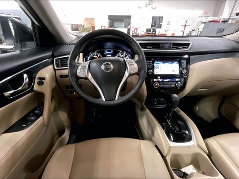 Used 2016 Nissan Rogue SL w/ SL Premium Package AWD/4WD image 6