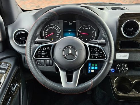 New 2024 Mercedes-Benz Sprinter 3500 image 17