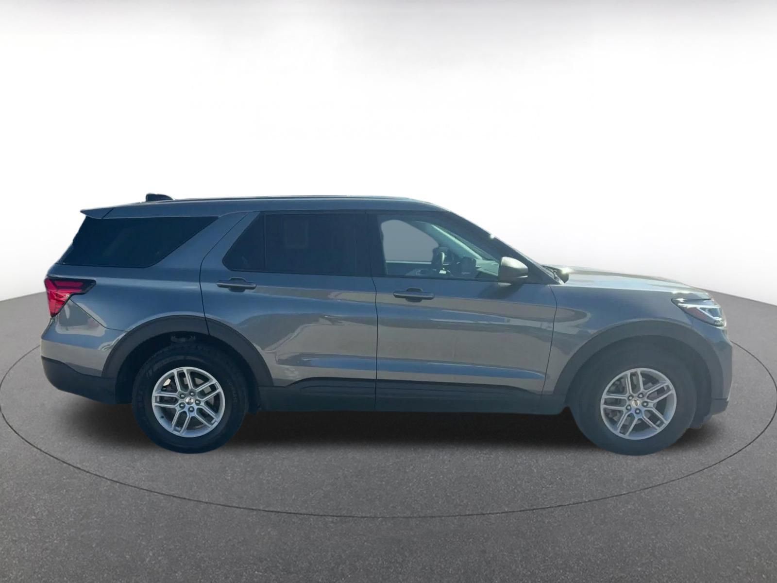Used 2026 Ford Explorer Active AWD/4WD image 15