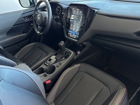 Used 2024 Subaru Crosstrek 2.5i Limited w/ Crosstrek Mirror Package image 19