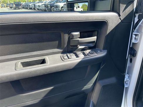 Used 2024 RAM 2500 Tradesman w/ Bed Utility Group image 11