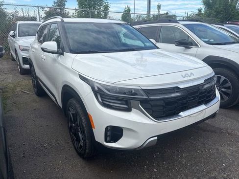 Used 2025 Kia Seltos SX w/ SX Sunroof Package AWD/4WD image 12
