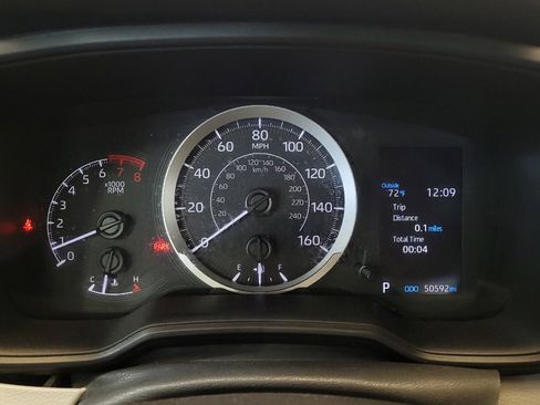 Used 2022 Toyota Corolla LE FWD image 23
