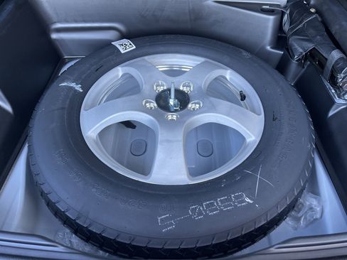 New 2026 Jeep Grand Cherokee Altitude image 23