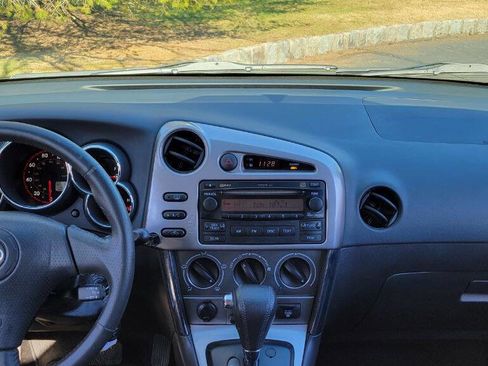 Used 2006 Toyota Matrix XR image 26