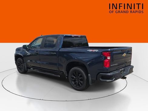 Used 2021 Chevrolet Silverado 1500 Custom w/ Safety Confidence Package AWD/4WD image 7