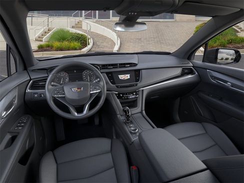 New 2025 Cadillac XT6 Luxury image 15