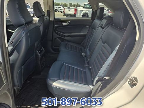 Certified 2022 Ford Edge SEL w/ Sport Appearance Package AWD/4WD image 11