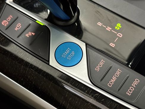 Certified 2023 BMW i4 eDrive35 image 33