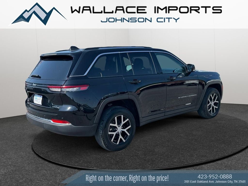 Used 2023 Jeep Grand Cherokee Limited AWD/4WD image 5
