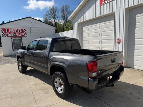 Used 2019 Toyota Tacoma SR w/ SR Convenience Package image 4