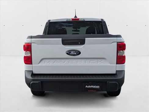 New 2025 Ford Maverick XL w/ Equipment Group 102A image 9