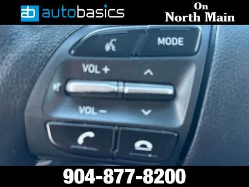 Used 2019 Hyundai Kona SE FWD image 16